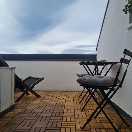 Charming Quite Apartment, Blizu Centra Apartament Split