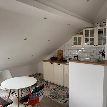 Charming Quite Apartment, Blizu Centra Apartament