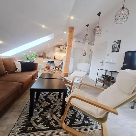 Charming Quite Apartment, Blizu Centra * Split