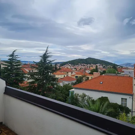 Charming Quite Apartment, Blizu Centra Apartment Split